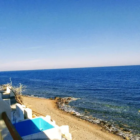 Santorini Lovers * סנטוריני