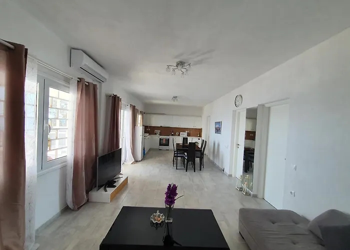 Santorini Lovers Fira (Santorini)