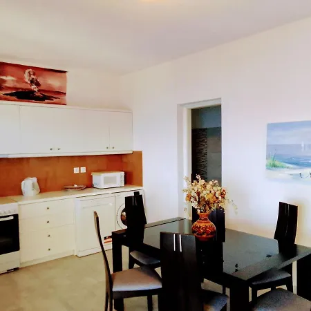 Дом отдыха Santorini Lovers *